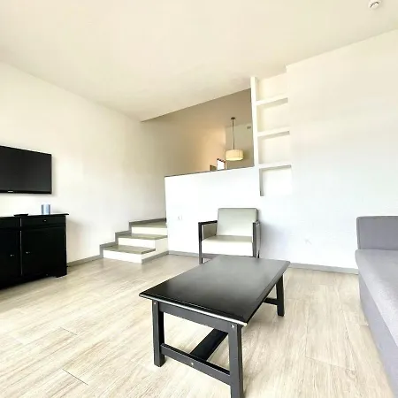 Moderno Apartamento, Wifi, Piscina, Cerca De Playa En Los Cristianos * Los Cristianos (Tenerife)
